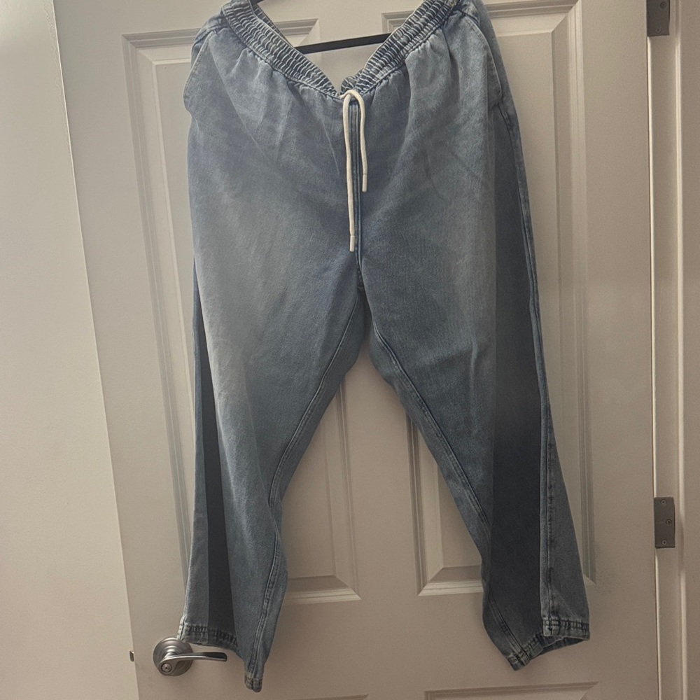 H&M Light Blue Denim Pull-On Pants